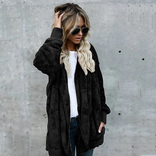 Veste Hiver Douillette pour Femme en Fausse Fourrure - LuxeStyle