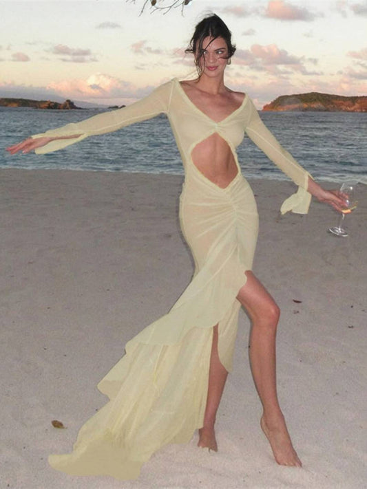 Robe de Plage Élégante Femme - Longue Robe Plissée avec Décolleté Profond et Manches Bouffantes - LuxeStyle