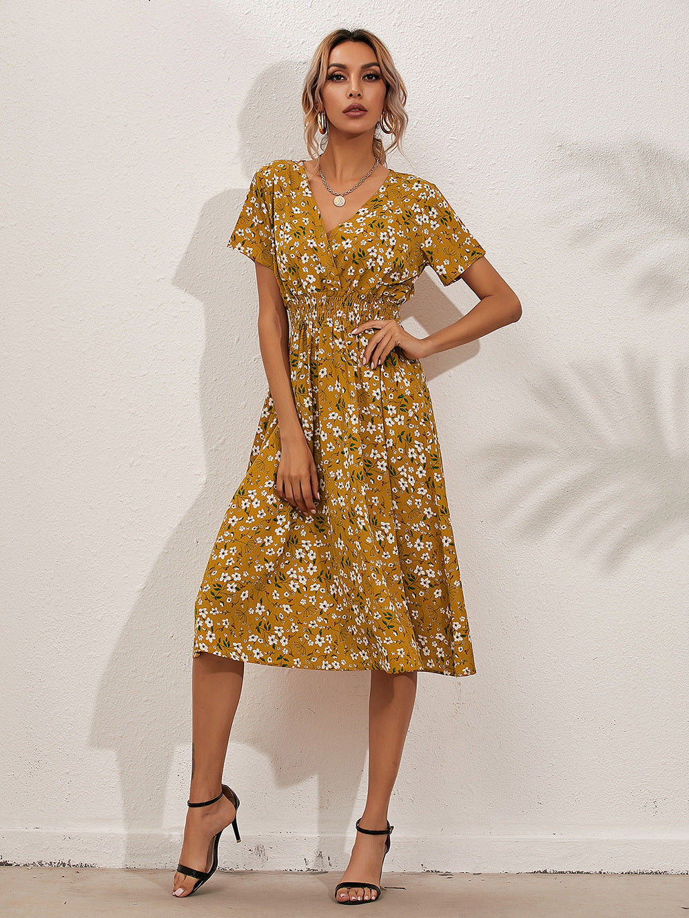 Robe Florale Élégante Manches Amples pour Femme