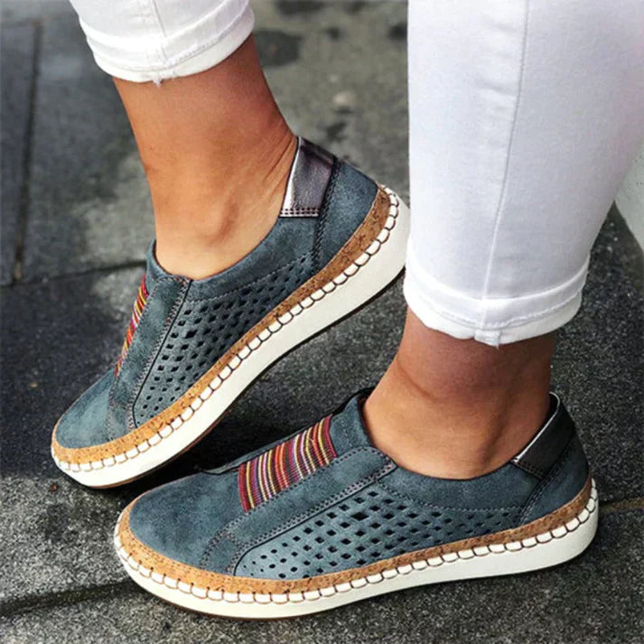 Chaussures haut talon cuir marine à rayures colorées
