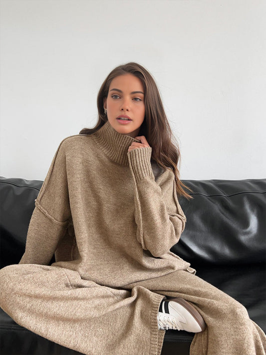 Ensemble Détente Femme en Maille – Tenue Confort avec Col Roulé & Pantalon Élégant - LuxeStyle