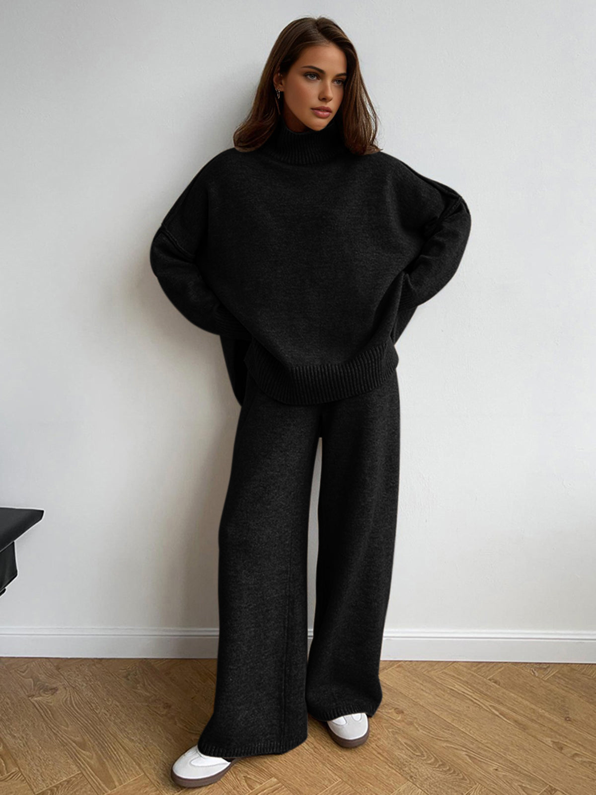 Ensemble Détente Femme en Maille – Tenue Confort avec Col Roulé & Pantalon Élégant