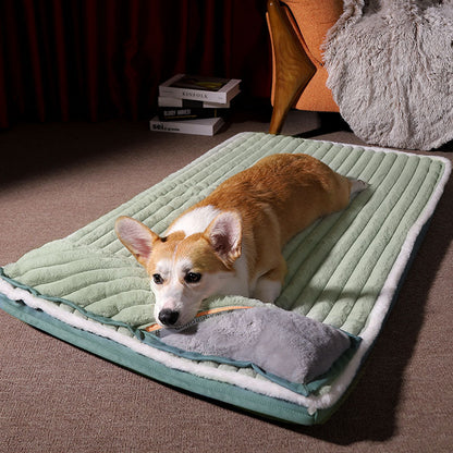Tapis de chien doux vert foncé bordé gris