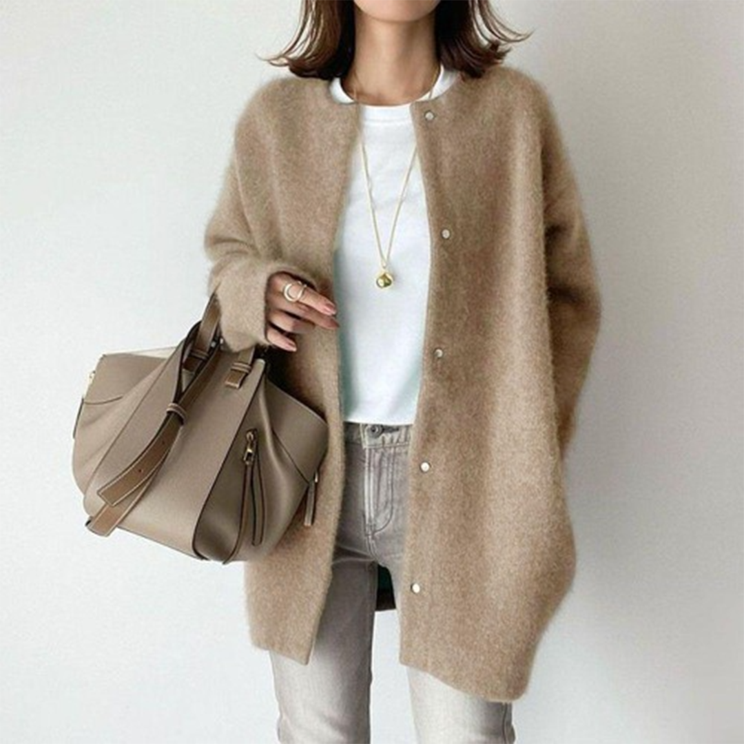 Gilet Femme Chic et Douillet - Cardigan Élégant en Laine de Luxe - LuxeStyle