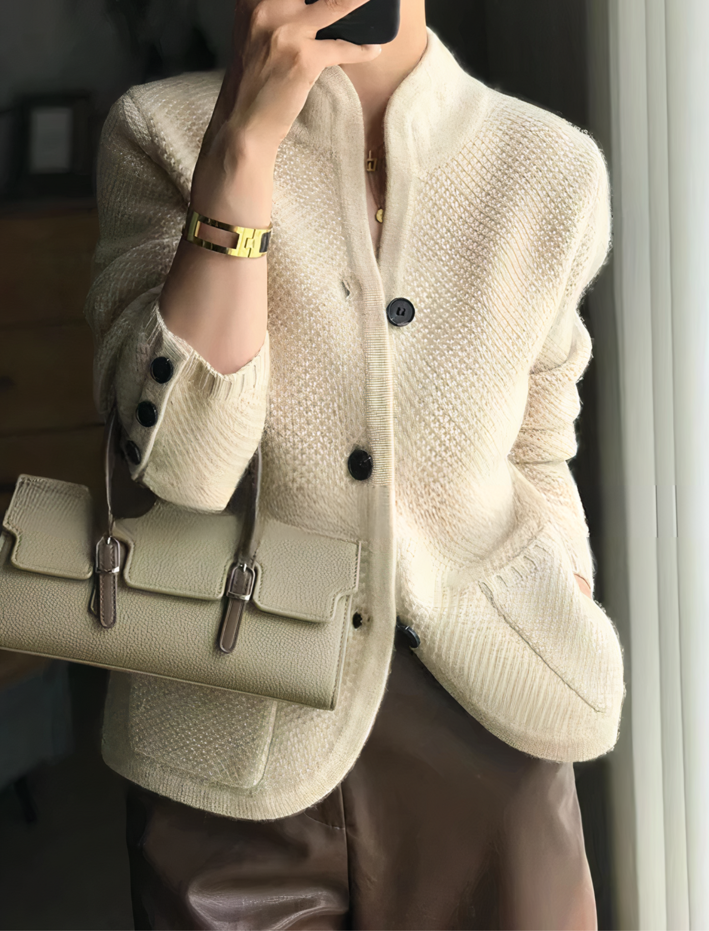 Veste femme élégante en laine marron boutonnée - LuxeStyle