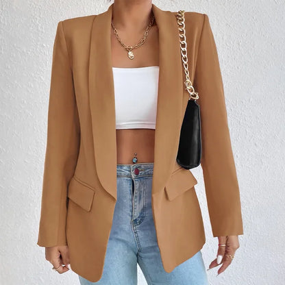 Veste Femme Rose Vif avec Sac à Chaîne Noir Élégant