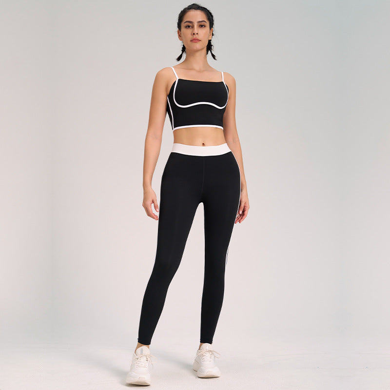 Tenue de Yoga Féminine - Débardeur Élastique & Legging Haute Sport - LuxeStyle