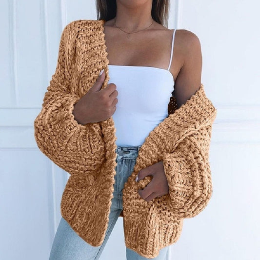 Gilet féminin en tricot chaud, beige, manches courtes ❌ 
Gilet femme épais hiver, manches longues, beige
Gilet féminin chaud en maille, beige, longues manches - LuxeStyle