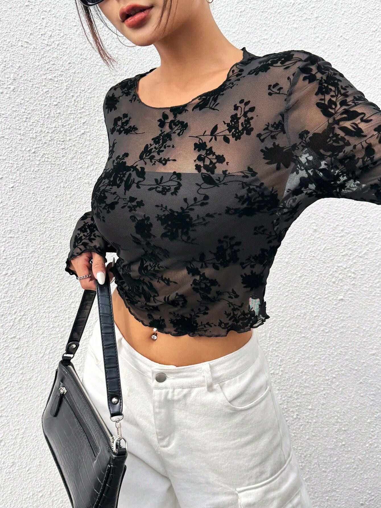 Top femme élégant noir à fleurs avec manches longues