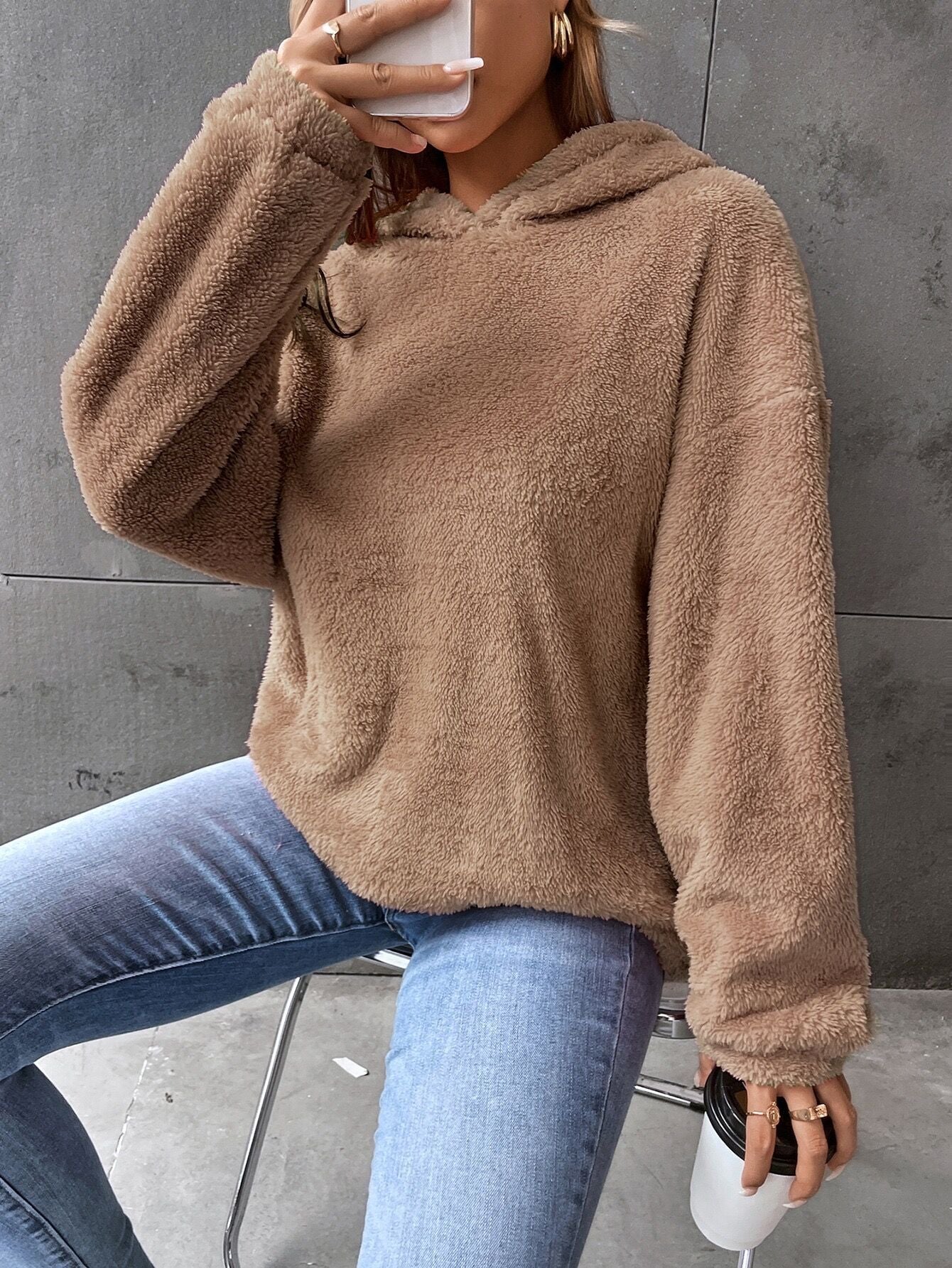 Sweat à Capuche Féminin Hivernal Brun Douillet - LuxeStyle