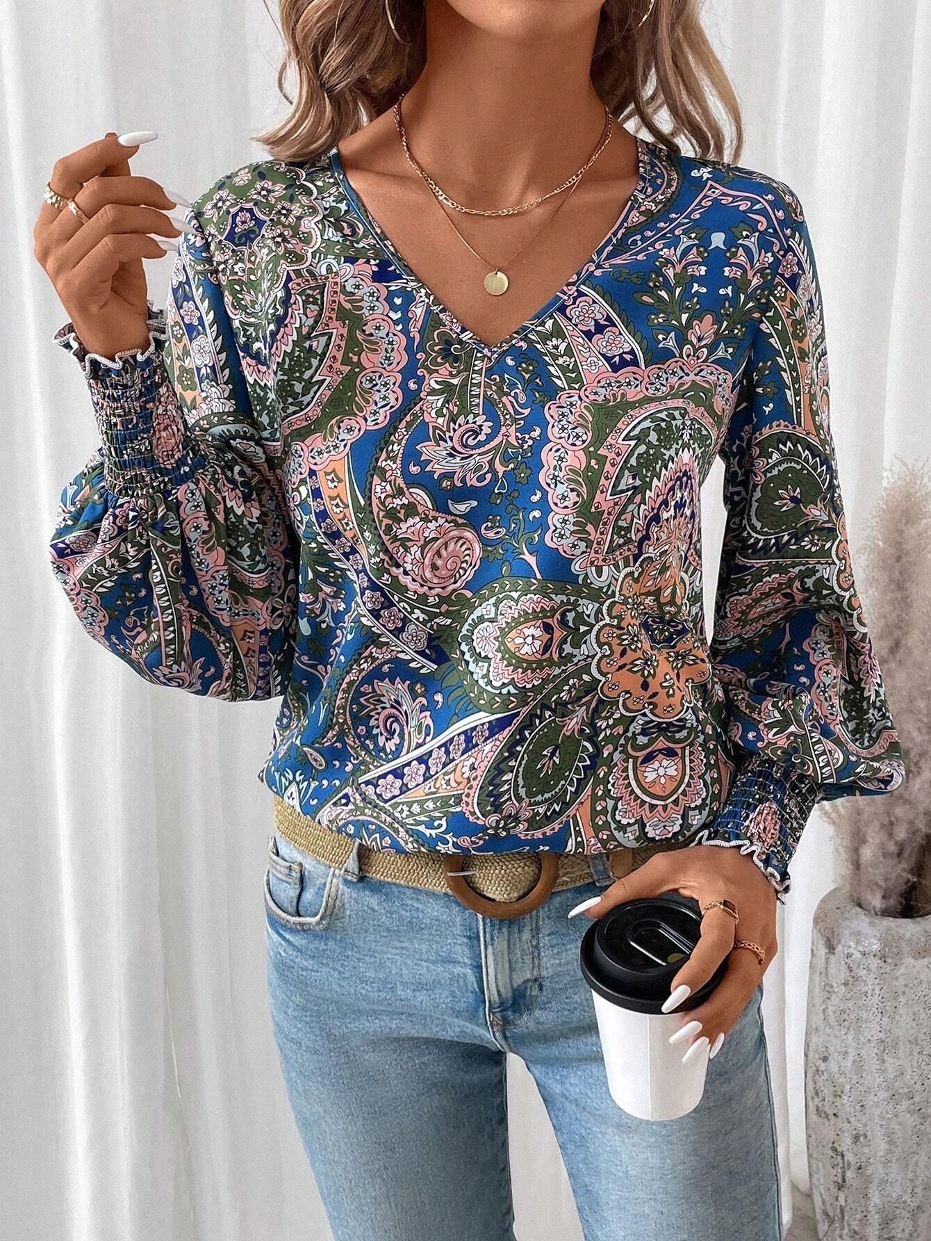 Blouse Féminine Florale Manches Longues Col En V