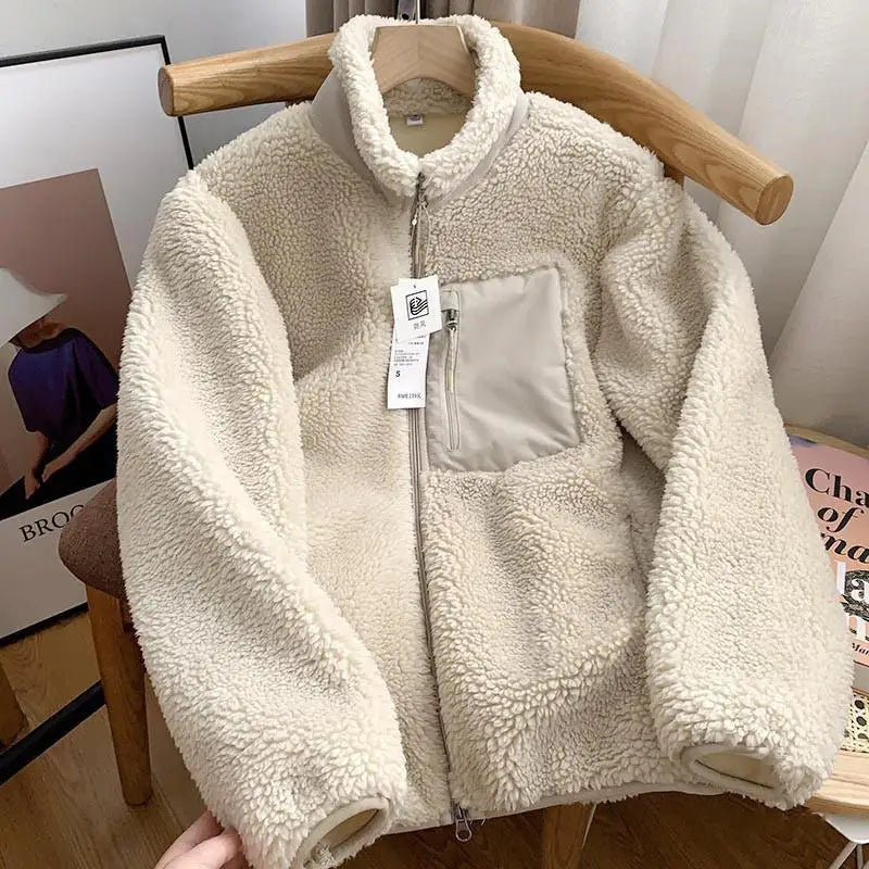 Veste Hivernale Féminine – Manteau Douillet et Chic en Tissu de Luxe pour Froid Extrême - LuxeStyle