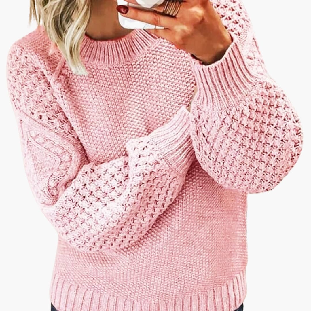 Pull femme élégant à manches brodées
