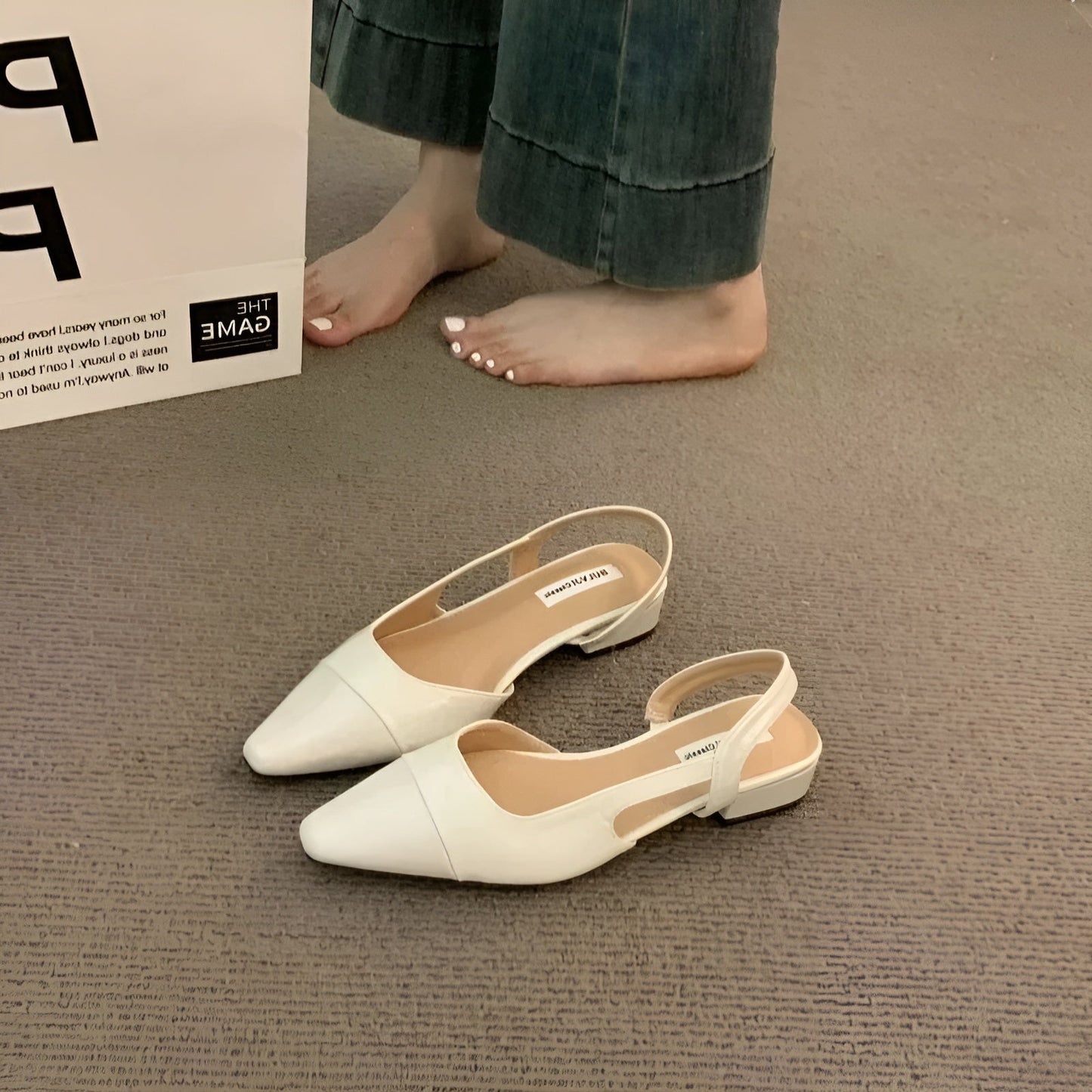 Chaussures Féminines Élégantes à Talon Plat - LuxeStyle