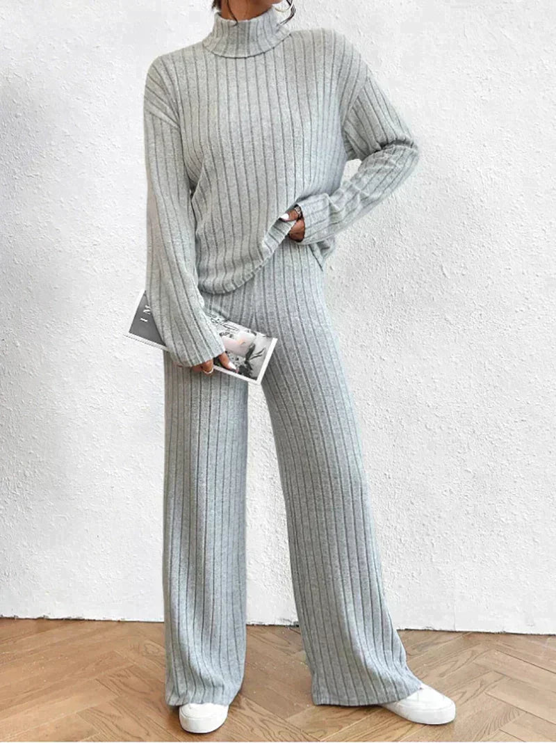 Ensemble Tricot Douillet Pour Femme | Pull Col Roulé et Pantalon Confortable