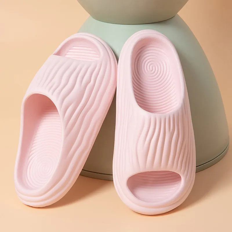 Chaussons Douillets Rayés Chic
