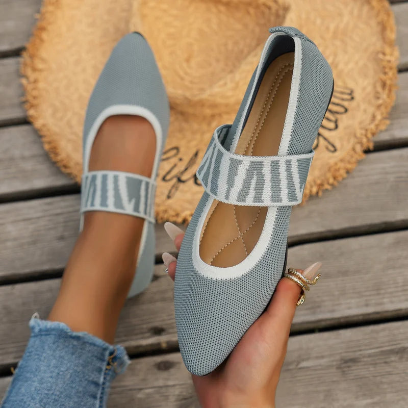 Chaussures plates noires élégantes femme géométrique