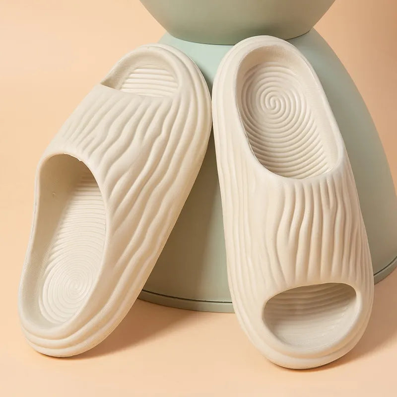 Chaussons Douillets Rayés Chic