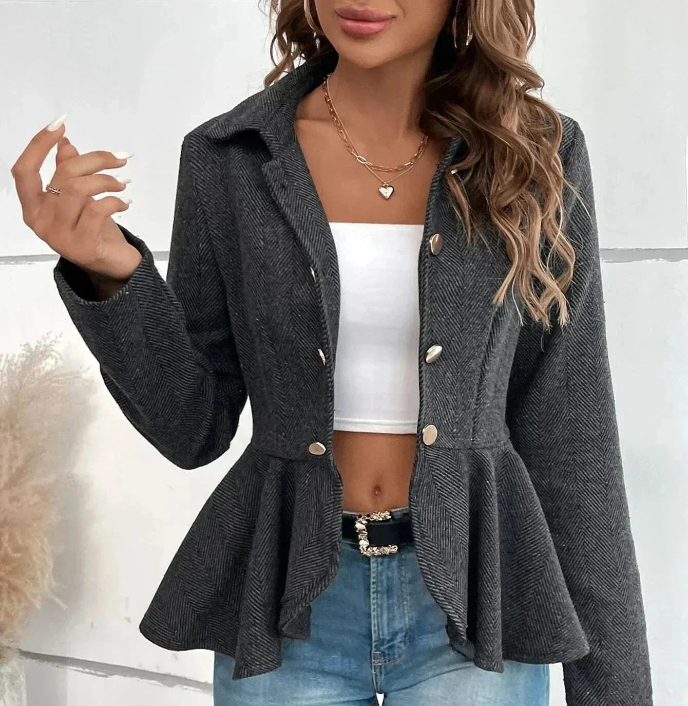 Veste Femme Élégante avec Volants Chic
