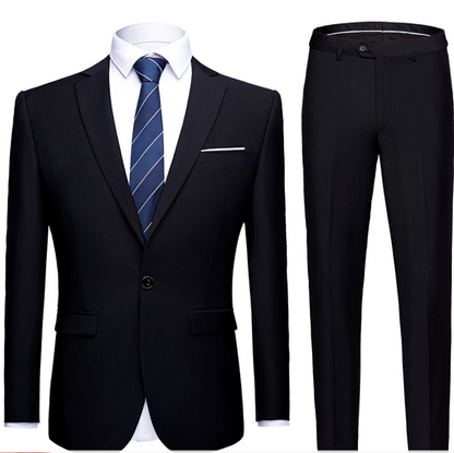 Costume Homme Classique Bleu avec Chemise à Rayures et Cravate Élégante