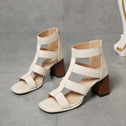 Sandale Chic à Talon Large et Lanières Décolletées