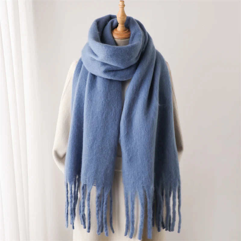 Écharpe Femme Hiver Douce et Chic avec Franges