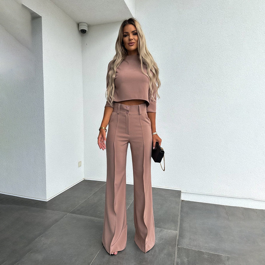 Ensemble deux pièces élégant et tendance pour femme