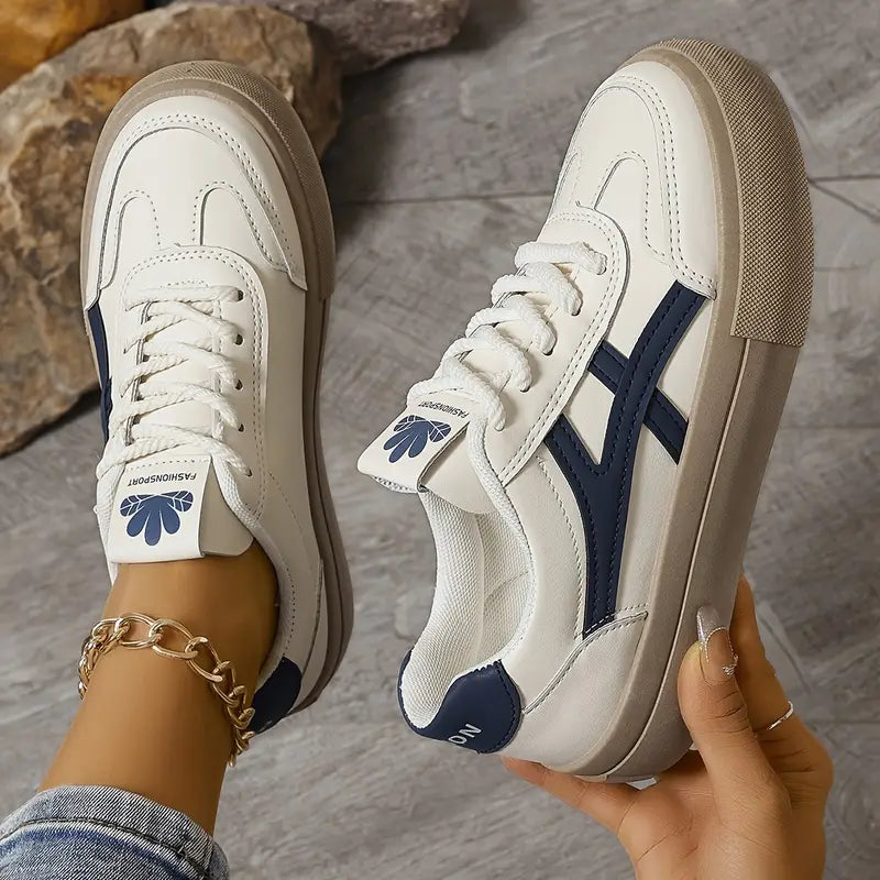 Chaussures à lacets Féminines à bout arrondi