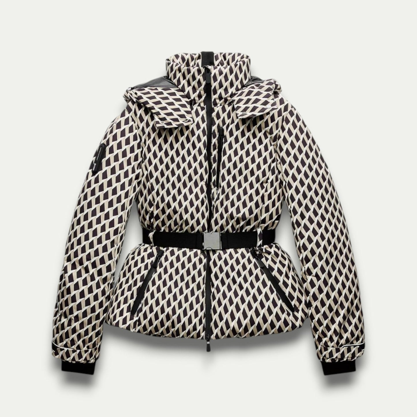 Doudoune courte à capuche chic pour femme