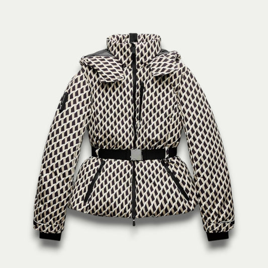 Doudoune courte à capuche chic pour femme