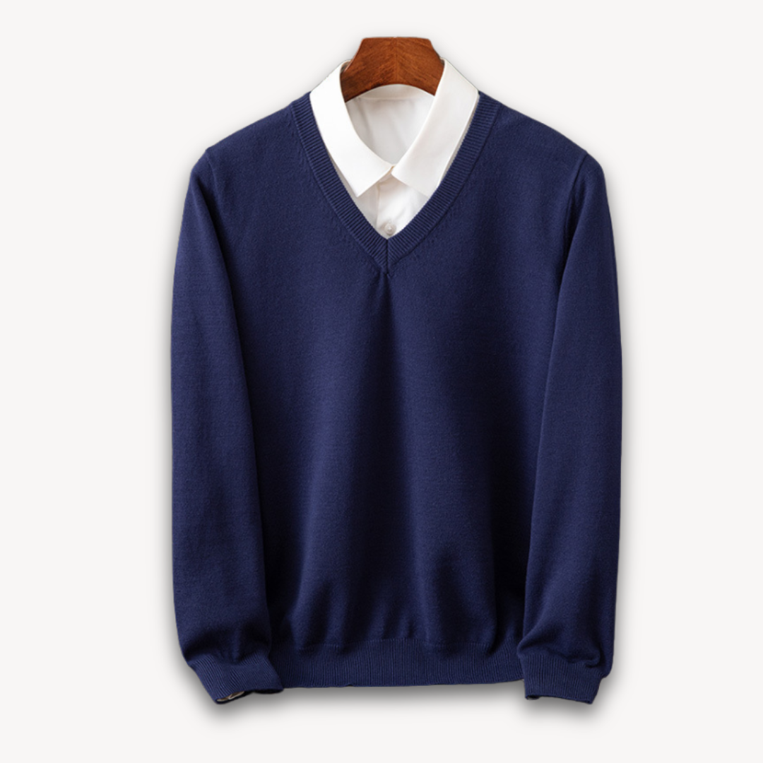 Pull slim classique à col V pour homme
