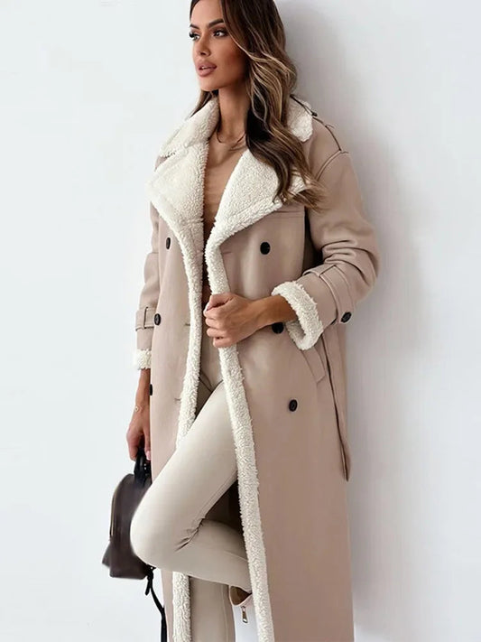 Trench-coat croisé en peau lainée pour femme