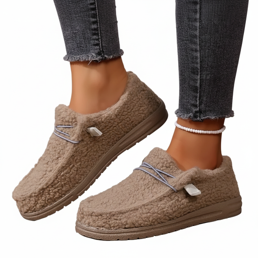 Chaussons Teddy Confort Femme - Pantoufles Élégantes et Chaudes pour Maison et Extérieur - LuxeStyle