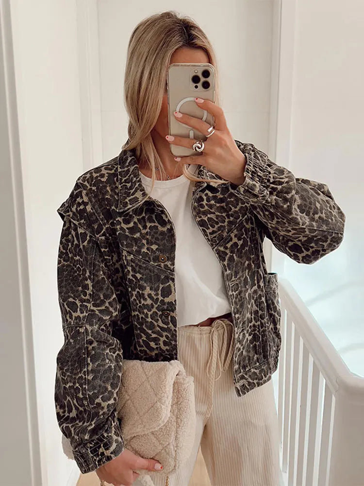 Veste Femme Courte Motif Wild pour Automne - LuxeStyle