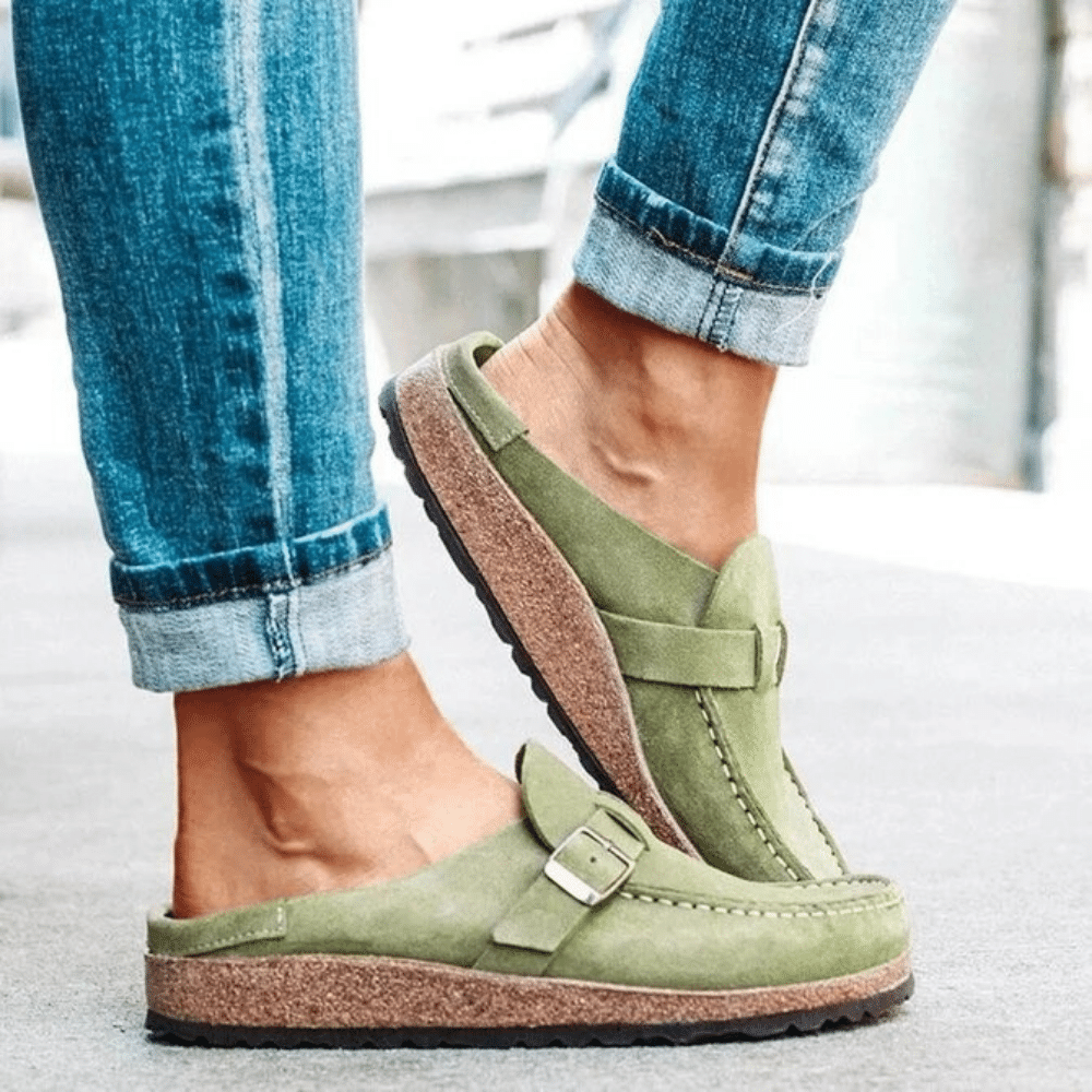 Sabots Femmes Confortables - Mules à Talons Plats pour Look Détendu
