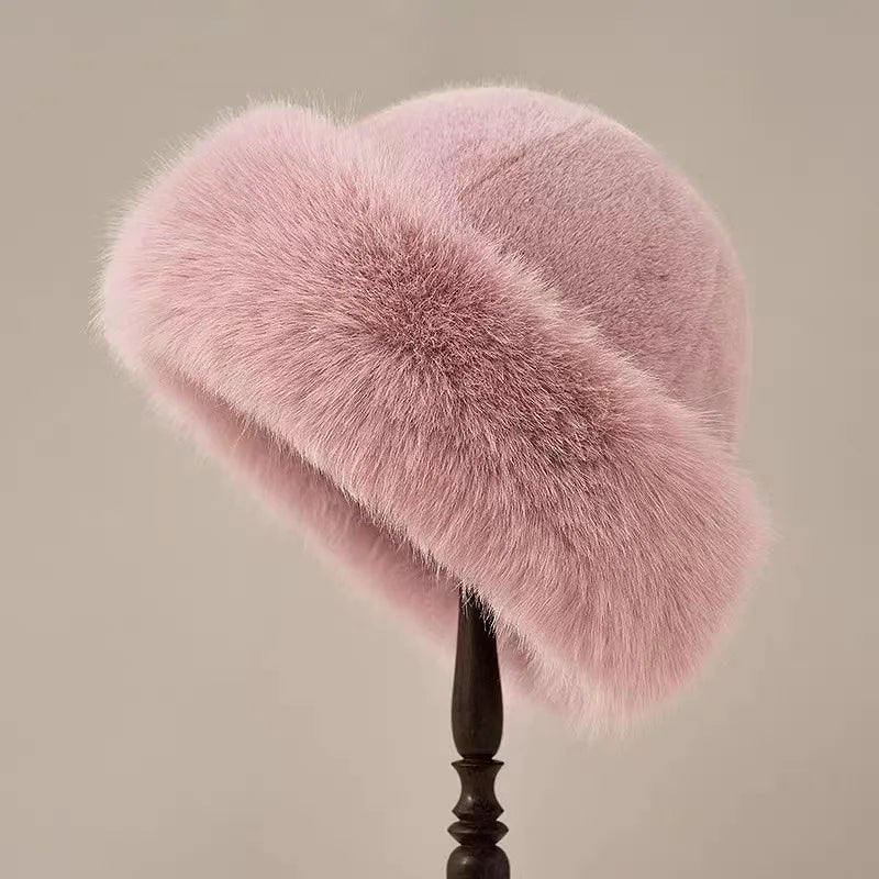 Bonnet Hiver Douillet au Col en Fausse Fourrure