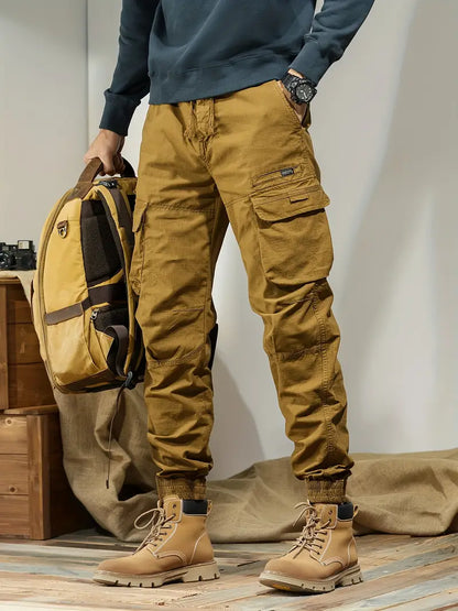 Pantalon homme noir pratique avec poches nombreuses
