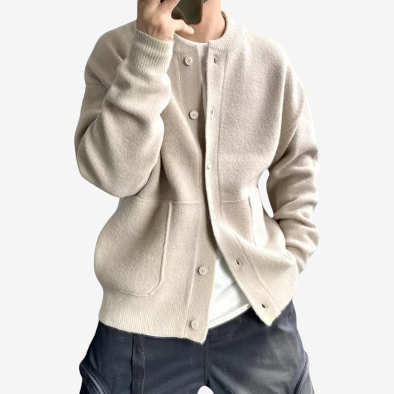 Cardigan Douillet à Poches avec Col Rond