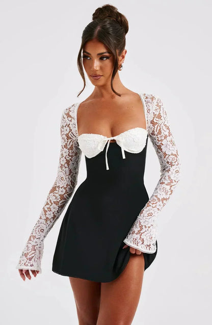 Robe Femme Mini Chic - Robe Dentelle Élégante avec Cœur