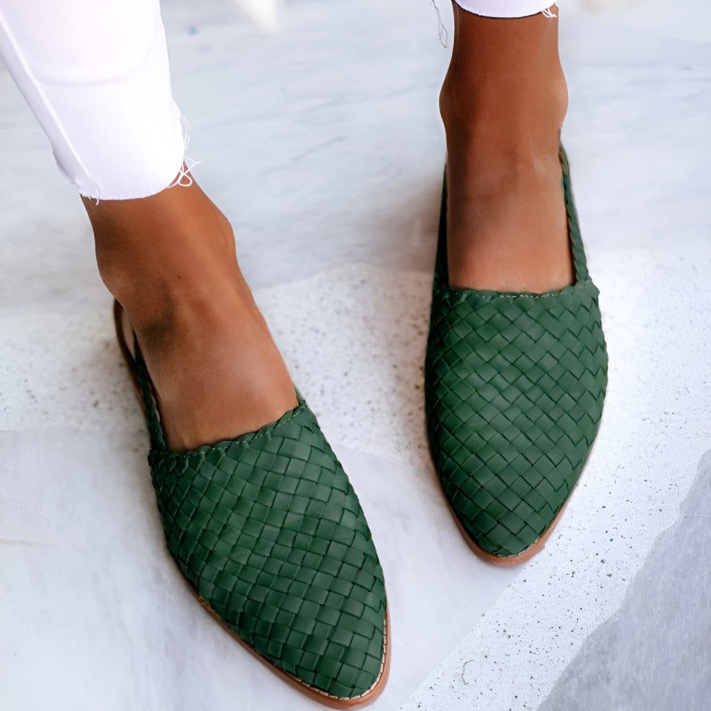 Chaussures Femme Élégantes - Tressage Raffiné, Bout Pointu & Fermeture Réglable