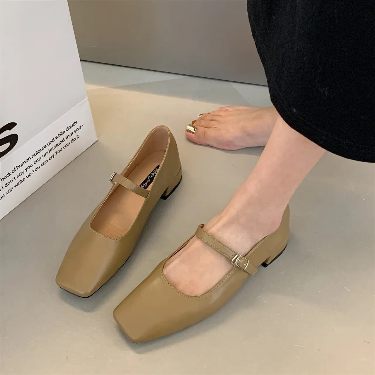 Chaussures à Talon Bas Femmes - Confortable et Chic pour Tous les Jours