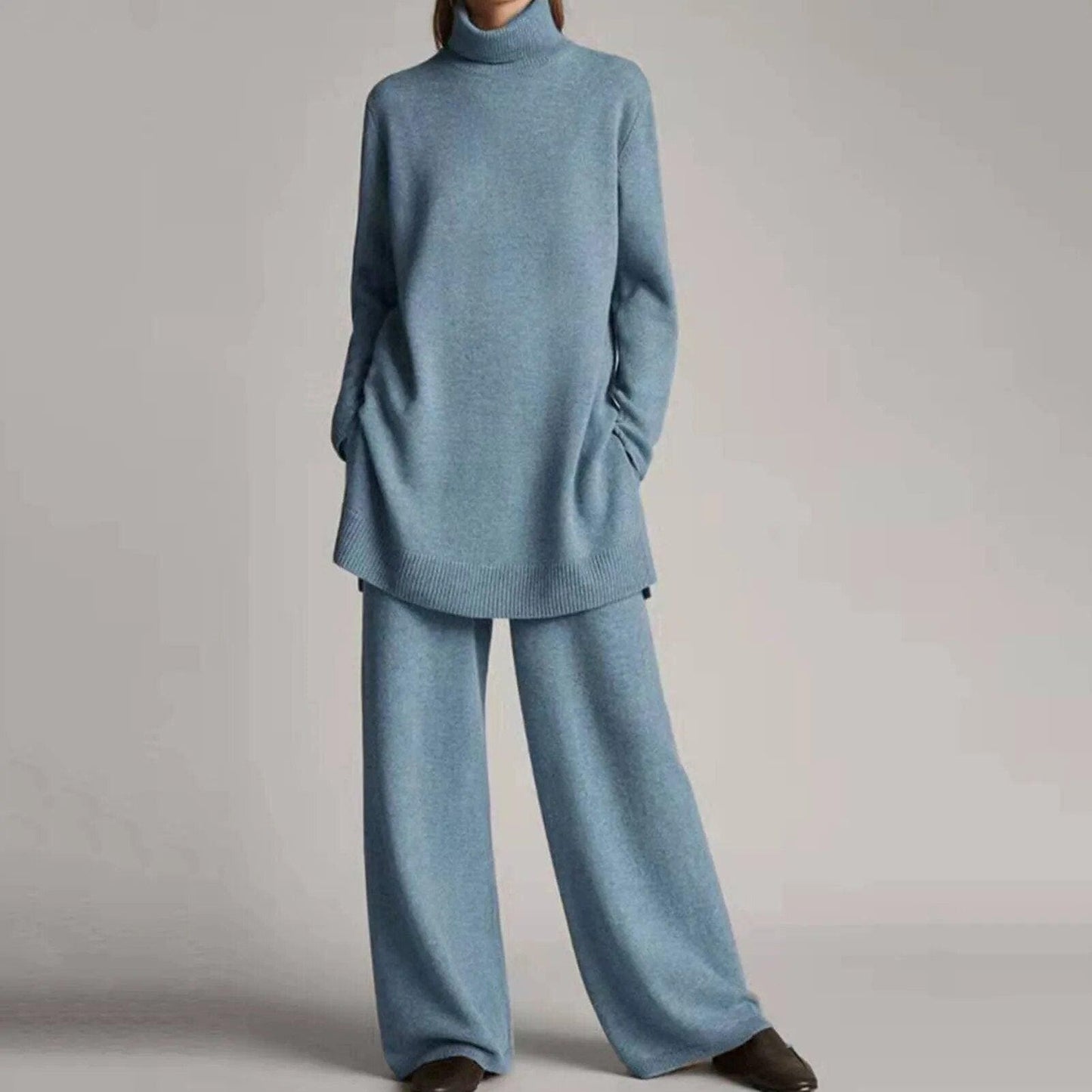 Pull Cachemire Doux pour Femme avec Pantalon Noir