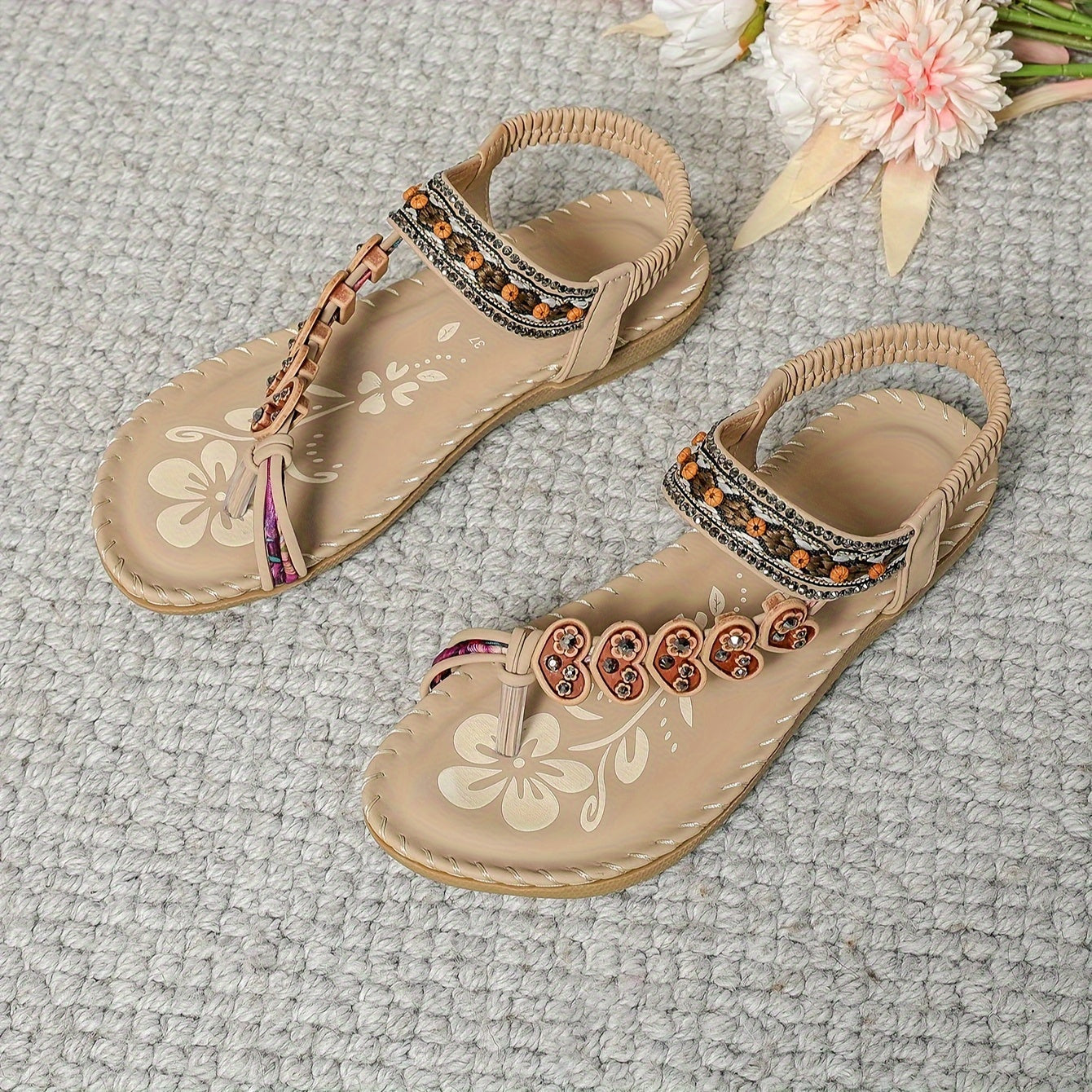 Sandales à lanières chic avec motif cœur romantique