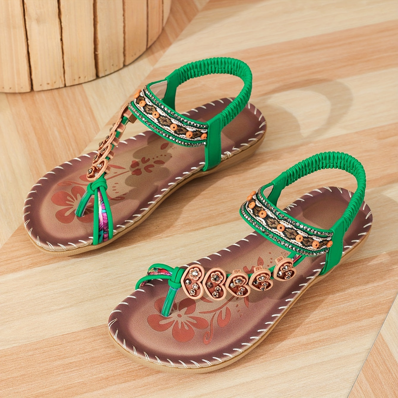 Sandales à lanières chic avec motif cœur romantique
