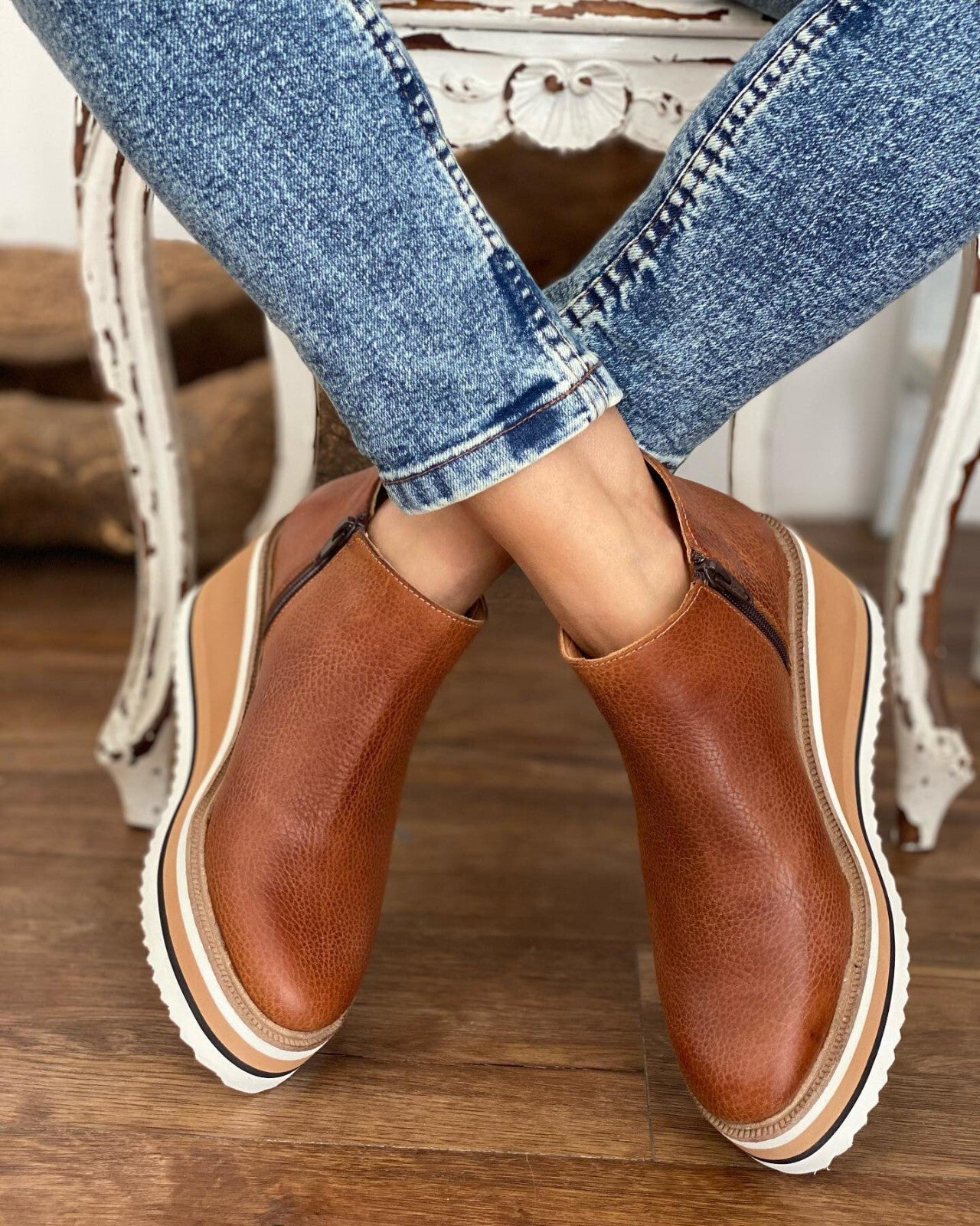 Chaussures Femmes Confort & Chic - Souliers Orthopédiques Faites Main