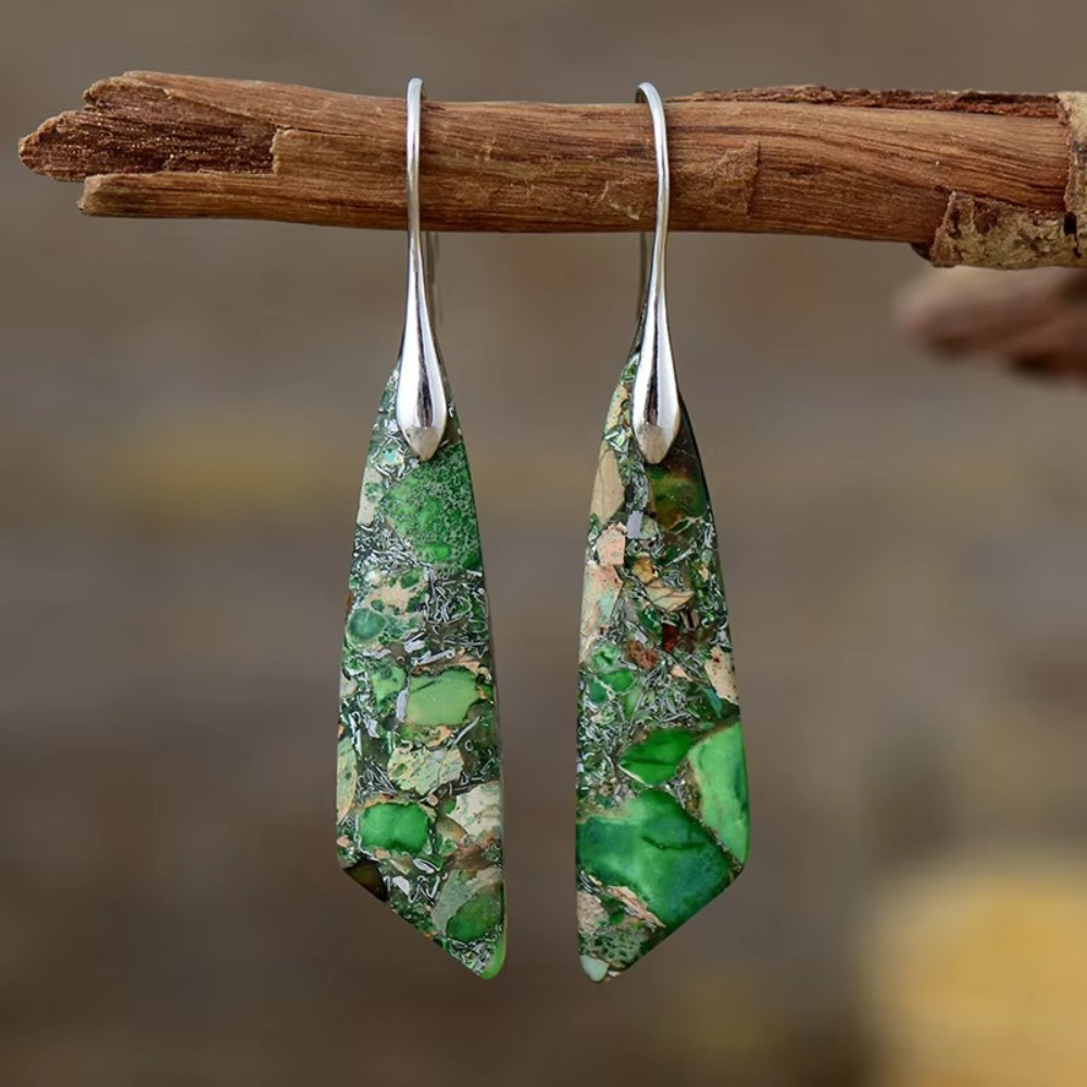 Boucles d'oreilles classiques en pierre précieuse