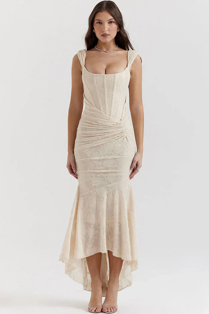 Robe de Soirée Élégante - Coupe Avantageuse en Tissu Doux pour Femme