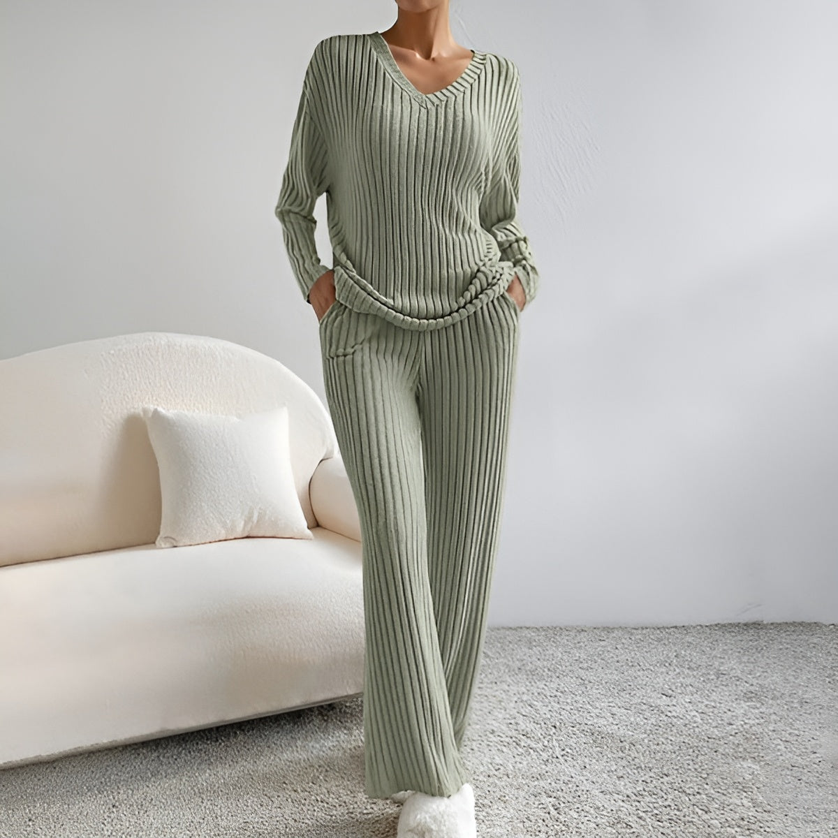 Tenue Femme Hiver Tricot Pull et Pantalon Chaud