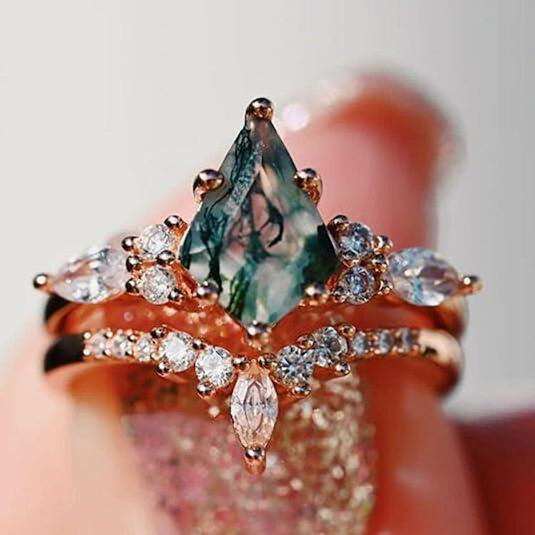 Bague Élégante avec Pierre Précieuse pour Femme - LuxeStyle