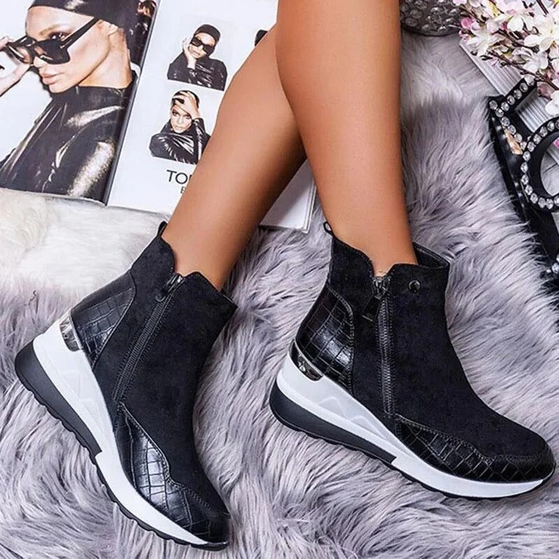 Bottines Féminines Navy à Lacets et Semelle Créme